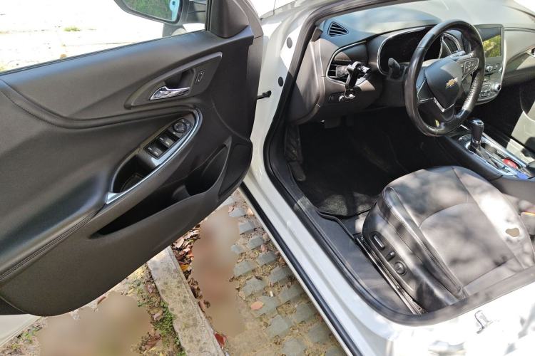 Used Chevrolet Malibu XL 2017 1.5T Automatic Ruichi Edition Driver Seat