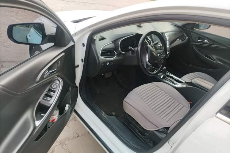 Used Chevrolet Malibu XL 2017 1.5T Automatic Ruichi Edition Driver Seat