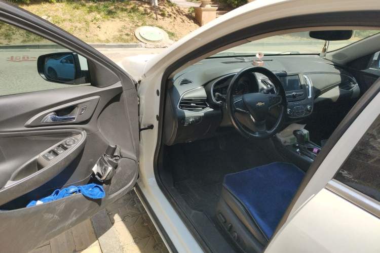 Used Chevrolet Malibu XL 2017 1.5T Automatic Ruichi Edition Driver Seat