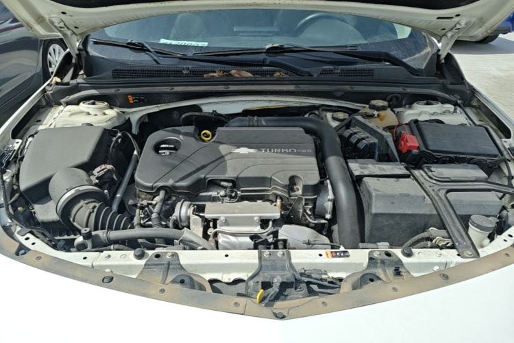 Used Chevrolet Malibu XL 2017 1.5T Automatic Ruichi Edition Engine Bay