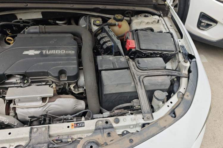 Used Chevrolet Malibu XL 2017 1.5T Automatic Ruichi Edition Engine Bay Left