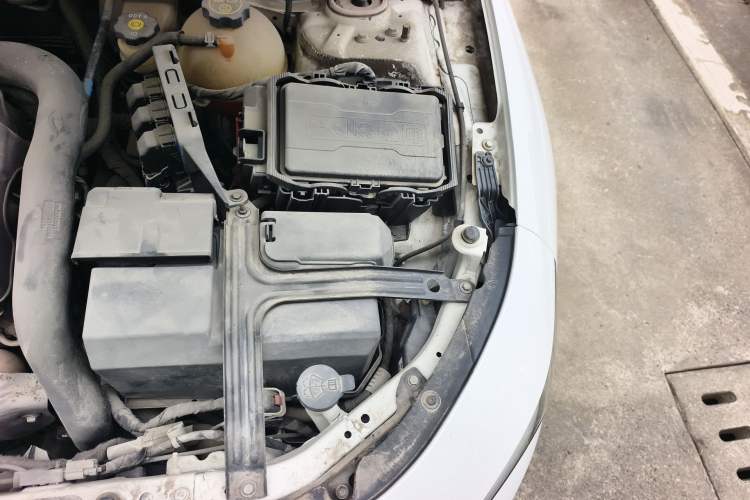 Used Chevrolet Malibu XL 2017 1.5T Automatic Ruichi Edition Engine Bay Left