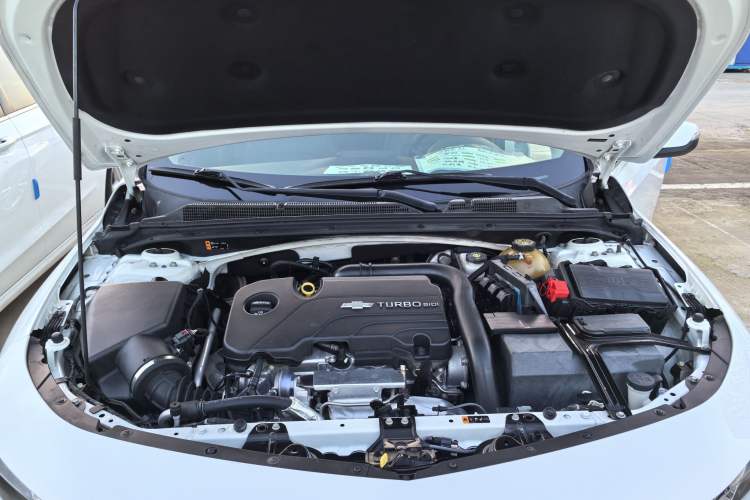 Used Chevrolet Malibu XL 2017 1.5T Automatic Ruichi Edition Engine Bay