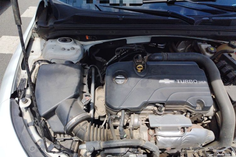 Used Chevrolet Malibu XL 2017 1.5T Automatic Ruichi Edition Engine Bay Right