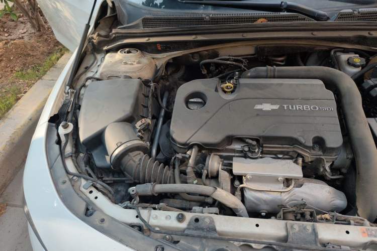 Used Chevrolet Malibu XL 2017 1.5T Automatic Ruichi Edition Engine Bay Right