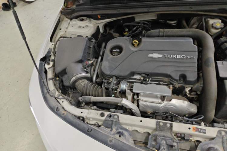 Used Chevrolet Malibu XL 2017 1.5T Automatic Ruichi Edition Engine Bay Right
