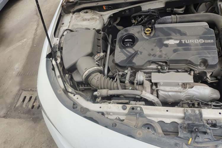 Used Chevrolet Malibu XL 2017 1.5T Automatic Ruichi Edition Engine Bay Right