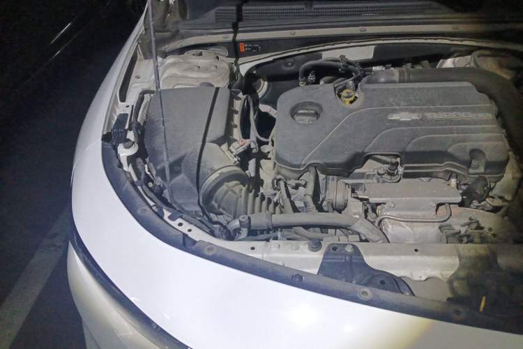 Used Chevrolet Malibu XL 2017 1.5T Automatic Ruichi Edition Engine Bay Right
