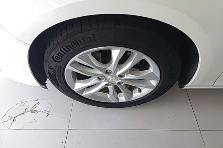 Used Chevrolet Malibu XL 2017 1.5T Automatic Ruichi Edition Exterior 4