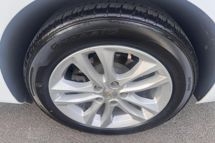 Used Chevrolet Malibu XL 2017 1.5T Automatic Ruichi Edition Exterior 5