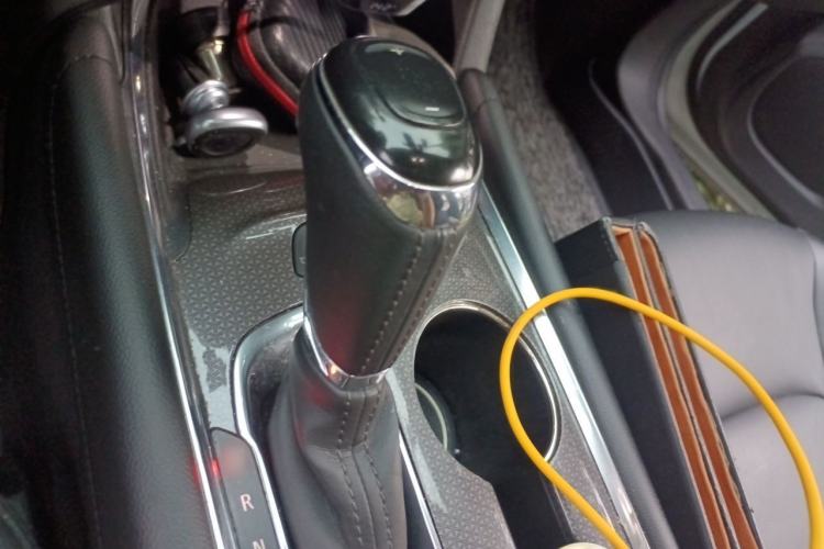 Used Chevrolet Malibu XL 2017 1.5T Automatic Ruichi Edition Gear Lever