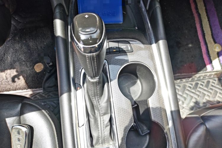 Used Chevrolet Malibu XL 2017 1.5T Automatic Ruichi Edition Gear Lever