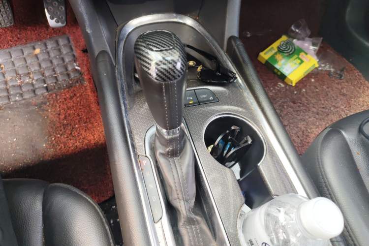 Used Chevrolet Malibu XL 2017 1.5T Automatic Ruichi Edition Gear Lever