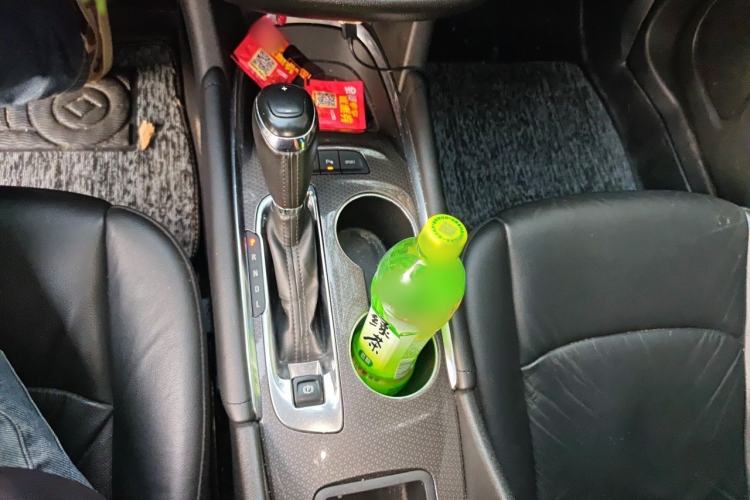 Used Chevrolet Malibu XL 2017 1.5T Automatic Ruichi Edition Gear Lever