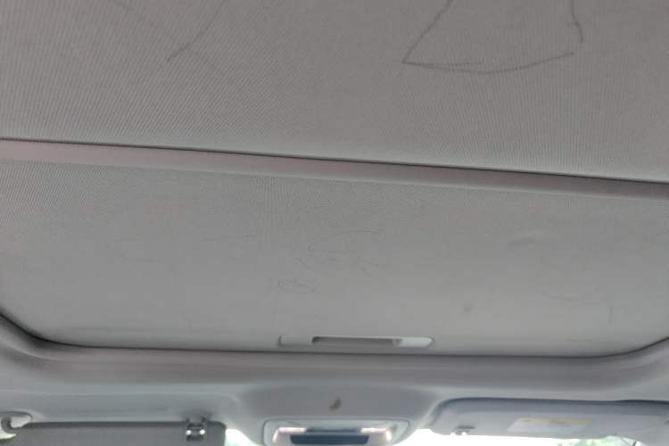Used Chevrolet Malibu XL 2017 1.5T Automatic Ruichi Edition Headliner