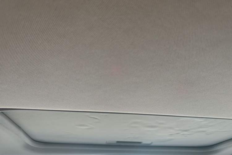 Used Chevrolet Malibu XL 2017 1.5T Automatic Ruichi Edition Headliner