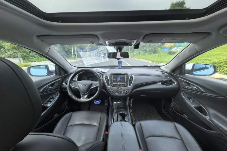 Used Chevrolet Malibu XL 2017 1.5T Automatic Ruichi Edition Headliner