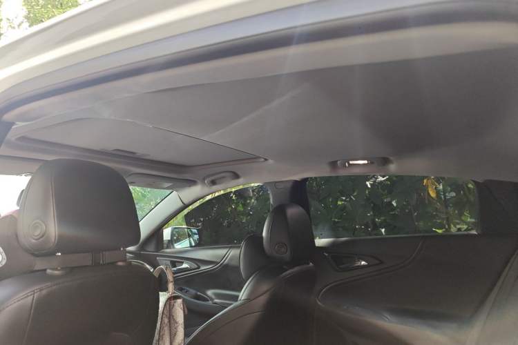 Used Chevrolet Malibu XL 2017 1.5T Automatic Ruichi Edition Headliner