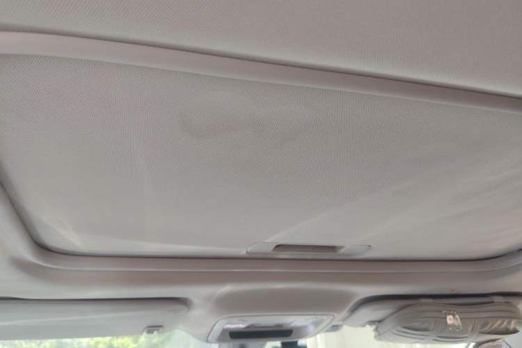 Used Chevrolet Malibu XL 2017 1.5T Automatic Ruichi Edition Headliner