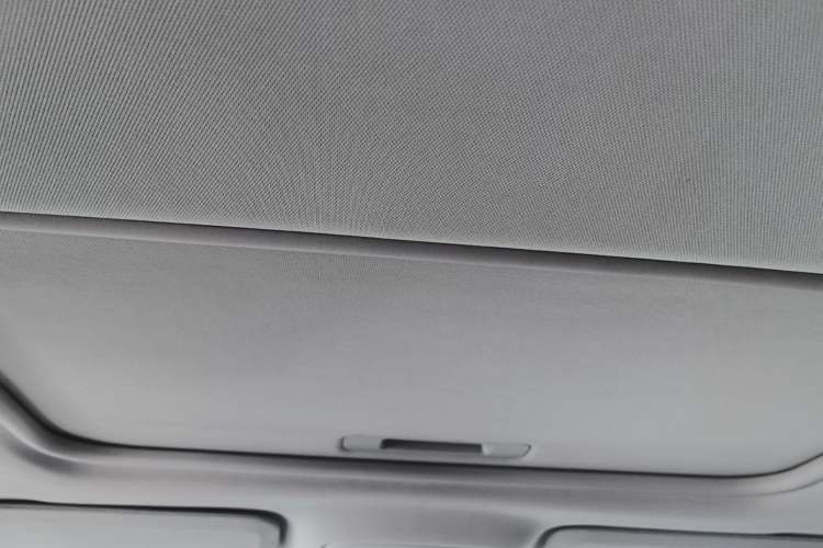 Used Chevrolet Malibu XL 2017 1.5T Automatic Ruichi Edition Headliner