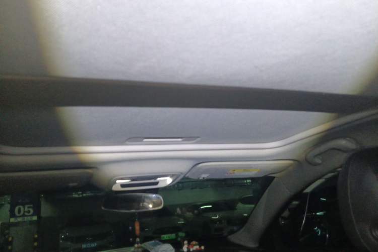 Used Chevrolet Malibu XL 2017 1.5T Automatic Ruichi Edition Headliner