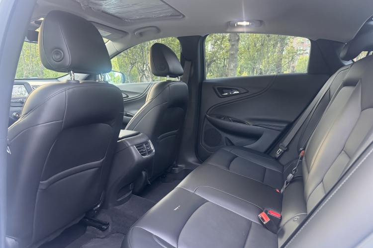 Used Chevrolet Malibu XL 2017 1.5T Automatic Ruichi Edition Interior 2