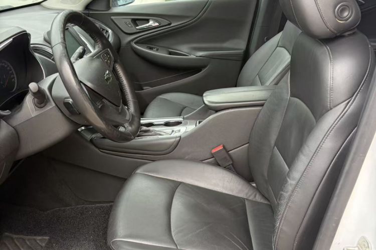 Used Chevrolet Malibu XL 2017 1.5T Automatic Ruichi Edition Interior 3
