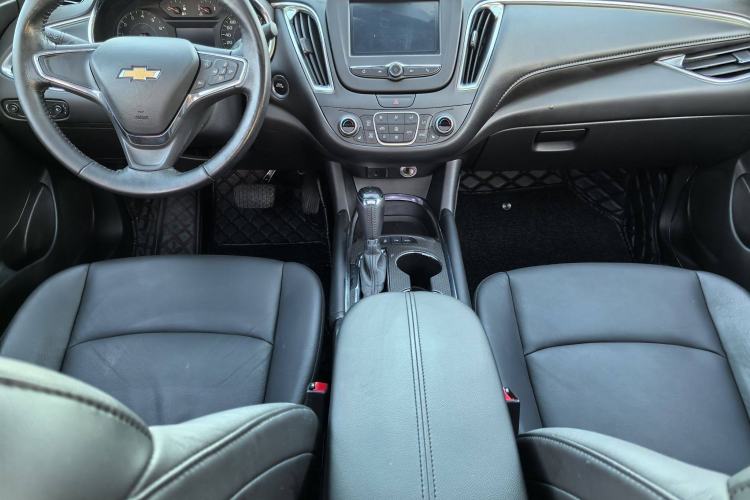 Used Chevrolet Malibu XL 2017 1.5T Automatic Ruichi Edition Interior 6