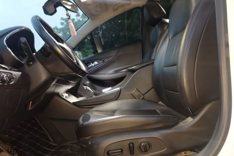Used Chevrolet Malibu XL 2017 1.5T Automatic Ruichi Edition Left Front Seat