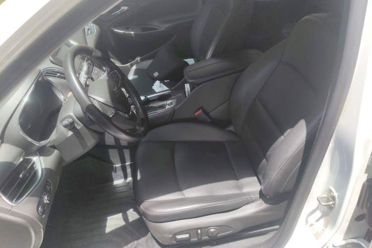 Used Chevrolet Malibu XL 2017 1.5T Automatic Ruichi Edition Left Front Seat