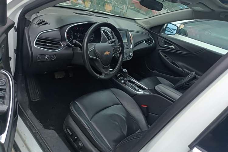 Used Chevrolet Malibu XL 2017 1.5T Automatic Ruichi Edition Left Front Seat
