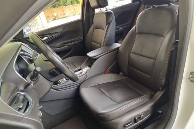 Used Chevrolet Malibu XL 2017 1.5T Automatic Ruichi Edition Left Front Seat