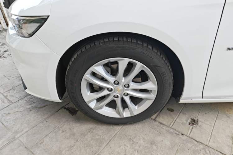 Used Chevrolet Malibu XL 2017 1.5T Automatic Ruichi Edition Left Front Wheel Hub