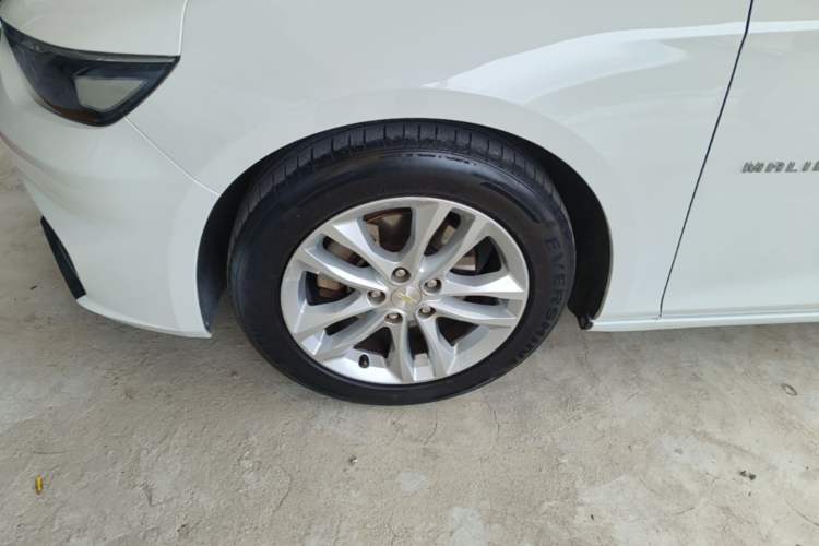 Used Chevrolet Malibu XL 2017 1.5T Automatic Ruichi Edition Left Front Wheel Hub