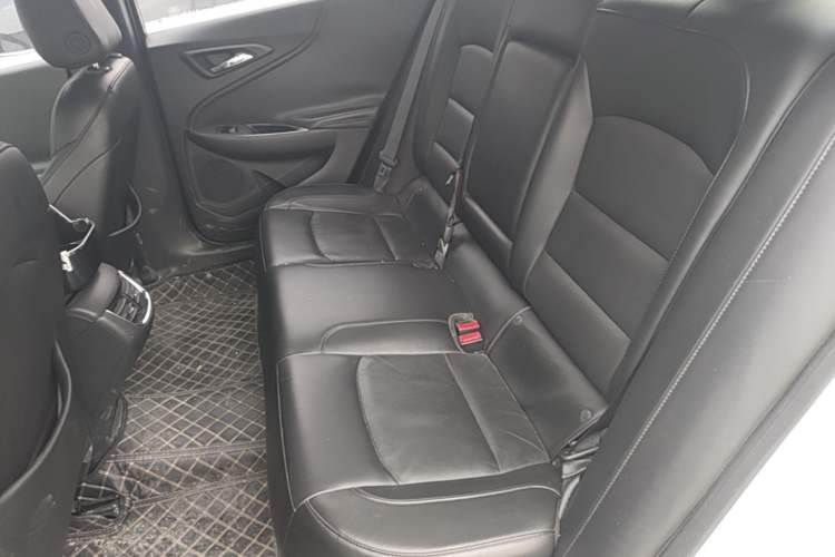 Used Chevrolet Malibu XL 2017 1.5T Automatic Ruichi Edition Left Rear Seat