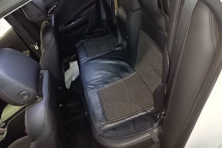 Used Chevrolet Malibu XL 2017 1.5T Automatic Ruichi Edition Left Rear Seat