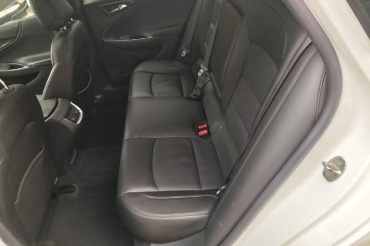 Used Chevrolet Malibu XL 2017 1.5T Automatic Ruichi Edition Left Rear Seat