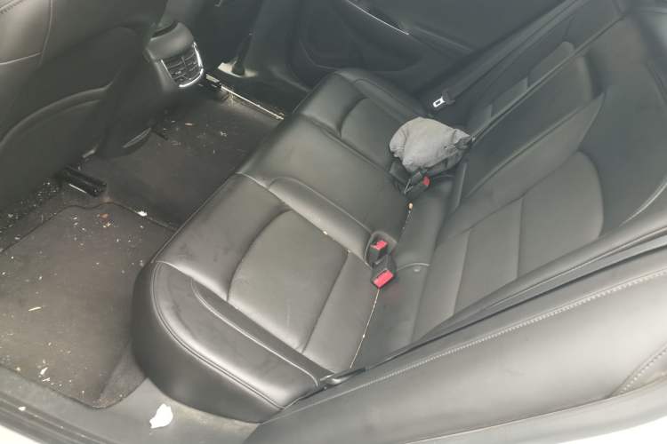 Used Chevrolet Malibu XL 2017 1.5T Automatic Ruichi Edition Left Rear Seat