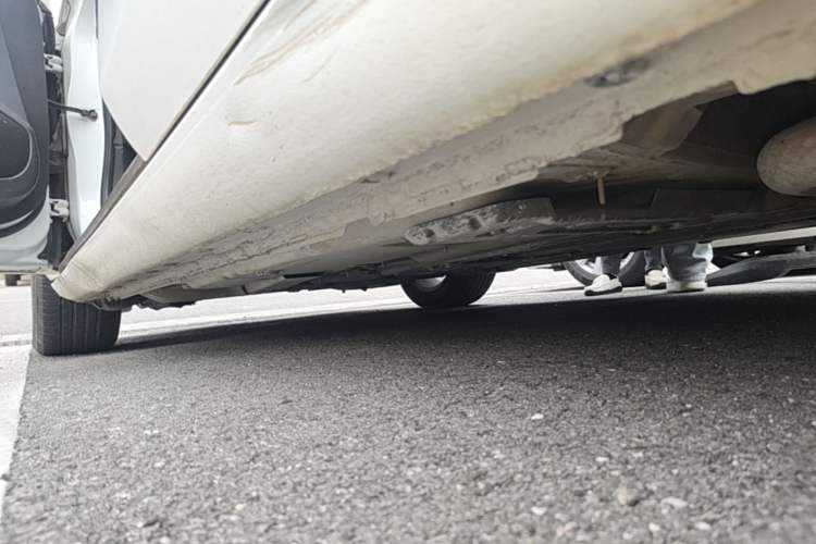 Used Chevrolet Malibu XL 2017 1.5T Automatic Ruichi Edition Left Side Sill