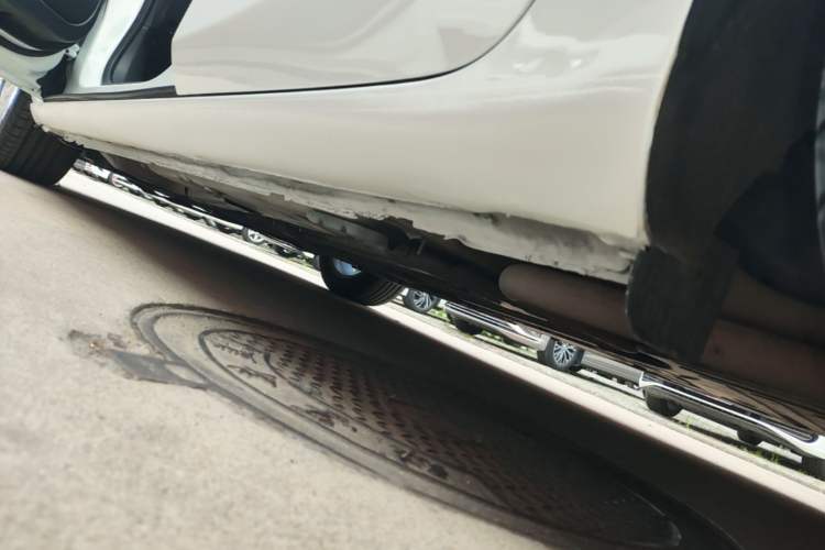 Used Chevrolet Malibu XL 2017 1.5T Automatic Ruichi Edition Left Side Sill