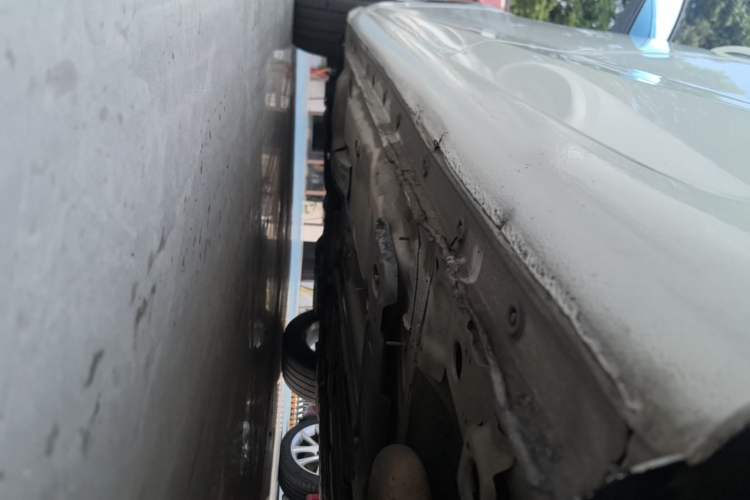 Used Chevrolet Malibu XL 2017 1.5T Automatic Ruichi Edition Left Side Sill