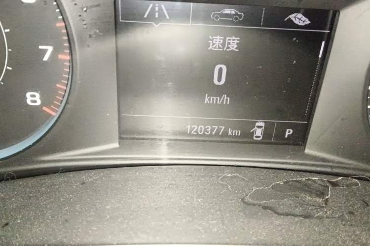 Used Chevrolet Malibu XL 2017 1.5T Automatic Ruichi Edition Odometer Close Up