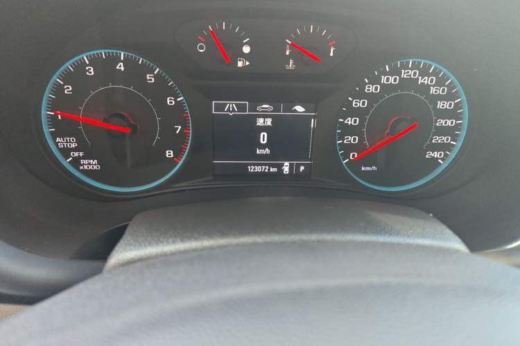 Used Chevrolet Malibu XL 2017 1.5T Automatic Ruichi Edition Odometer Close Up