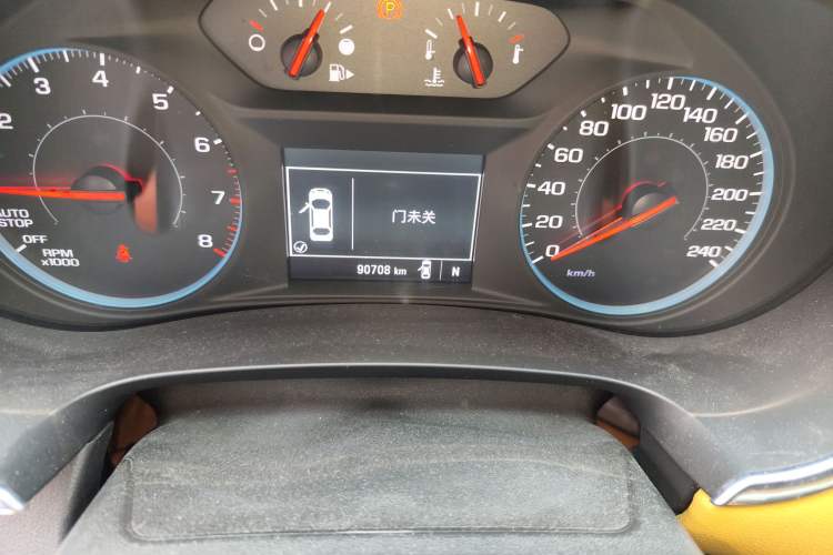 Used Chevrolet Malibu XL 2017 1.5T Automatic Ruichi Edition Odometer Close Up