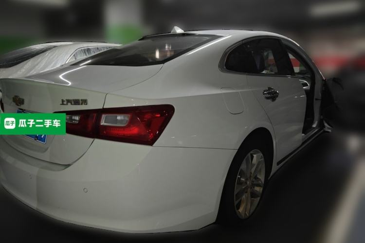 Used Chevrolet Malibu XL 2017 1.5T Automatic Ruichi Edition Rear Right 45 Deg