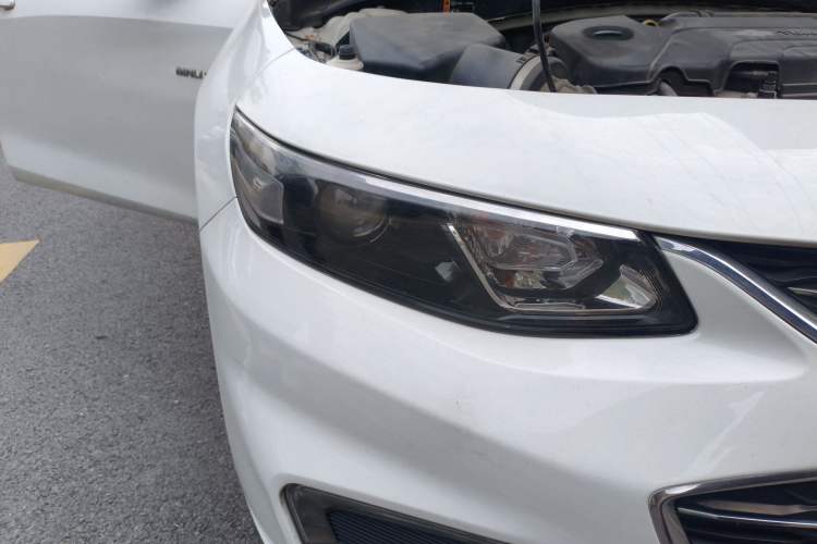 Used Chevrolet Malibu XL 2017 1.5T Automatic Ruichi Edition Right Front Headlight