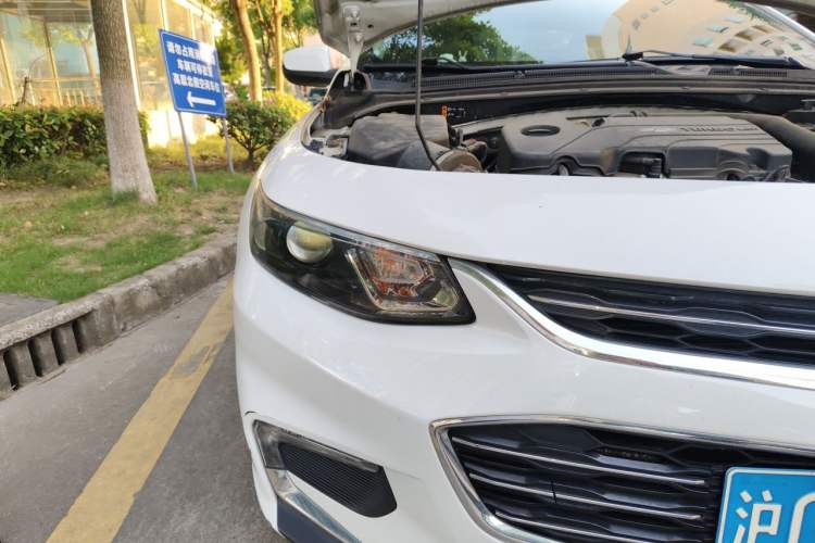 Used Chevrolet Malibu XL 2017 1.5T Automatic Ruichi Edition Right Front Headlight