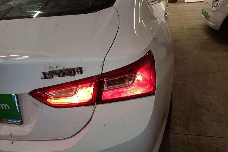 Used Chevrolet Malibu XL 2017 1.5T Automatic Ruichi Edition Right Rear Taillight