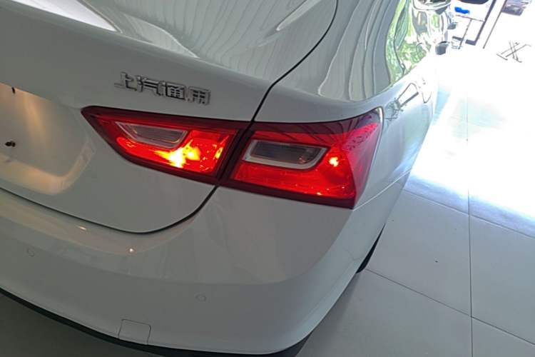 Used Chevrolet Malibu XL 2017 1.5T Automatic Ruichi Edition Right Rear Taillight