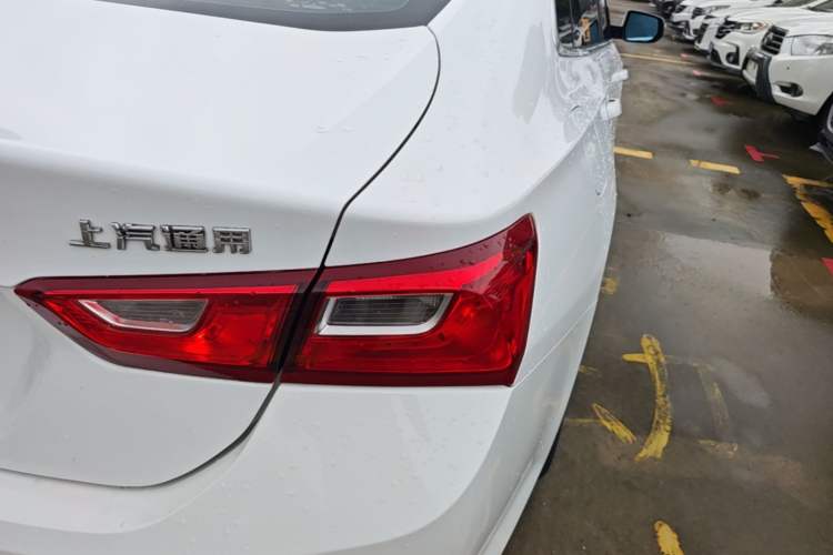 Used Chevrolet Malibu XL 2017 1.5T Automatic Ruichi Edition Right Rear Taillight